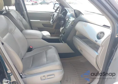 2011 Honda Pilot Touring из США, поврежденный, VIN 5FNYF3H93BB036940